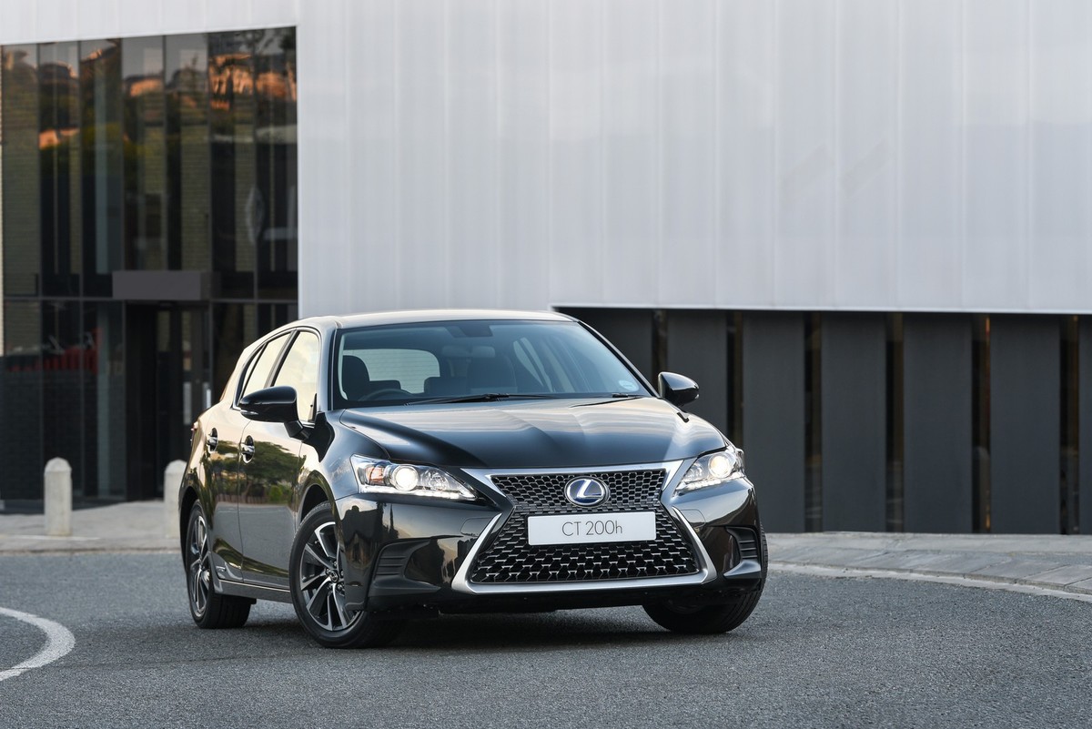 Lexus ct200h 2018